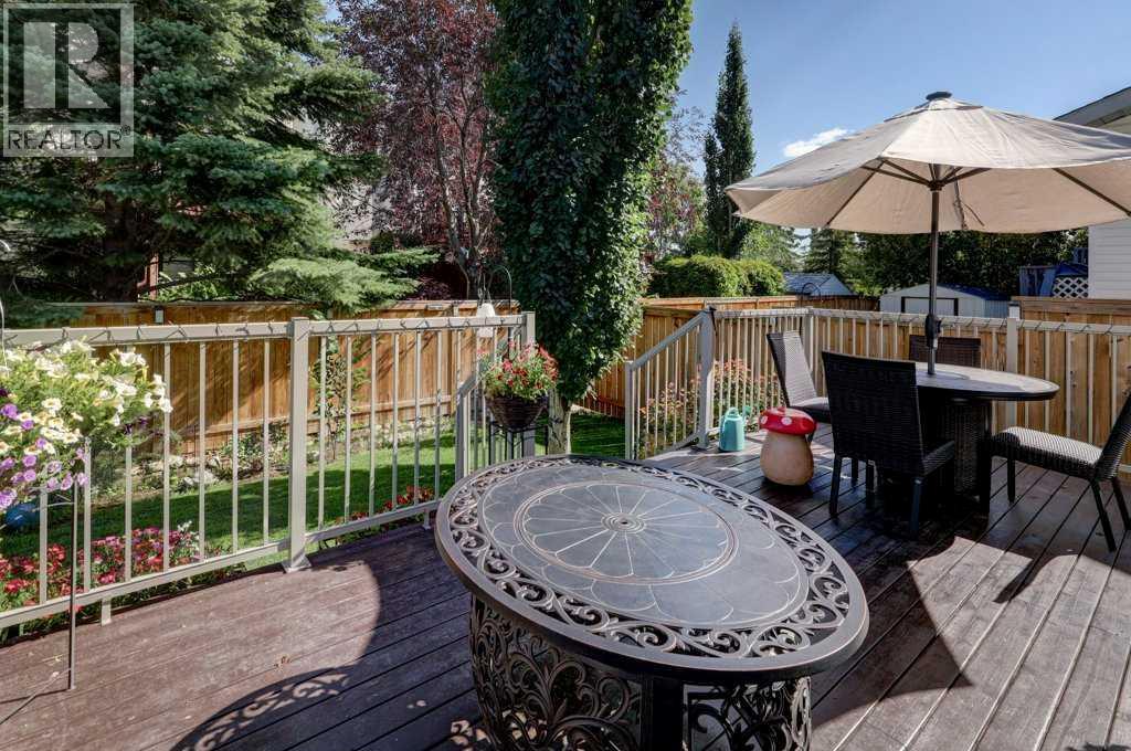 Single Family House 4 Level for Sale in  Citadel Hills Circle NW Citadel Calgary 