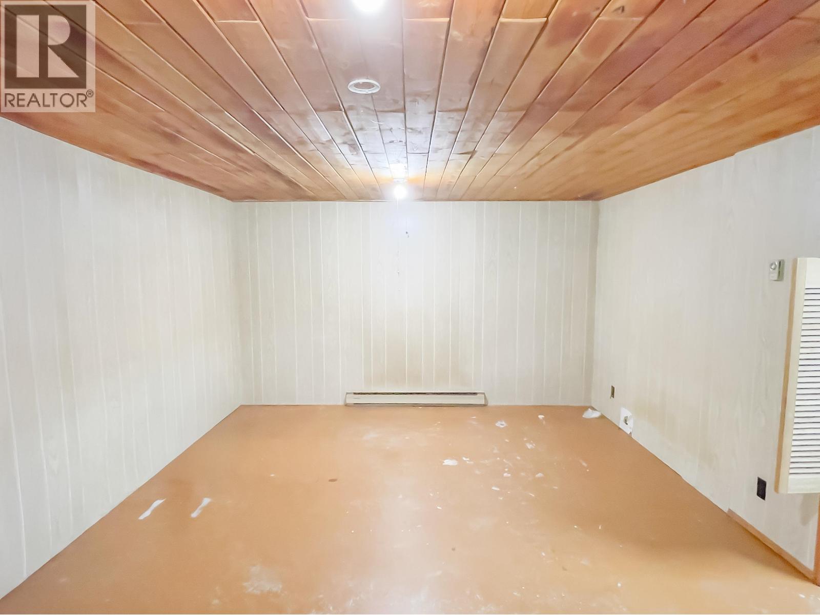 544 BEECH CRESCENT, Prince George