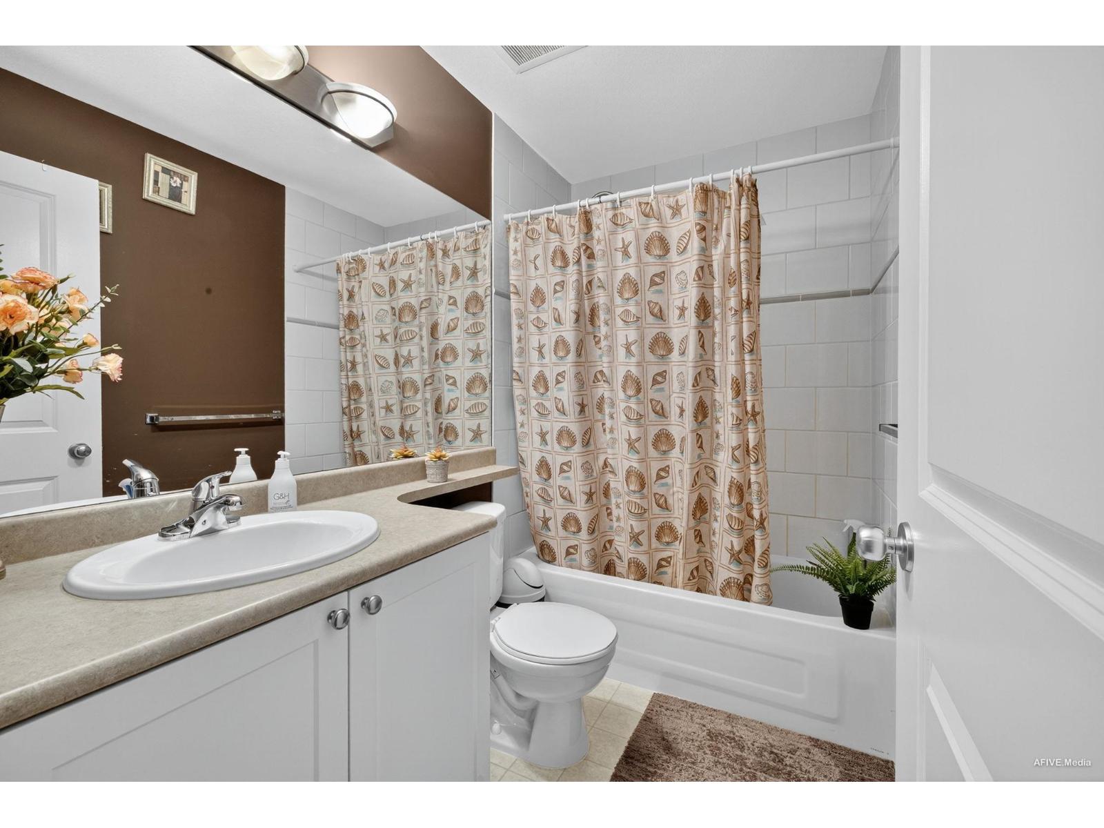 112 12711 64 AVENUE, Surrey