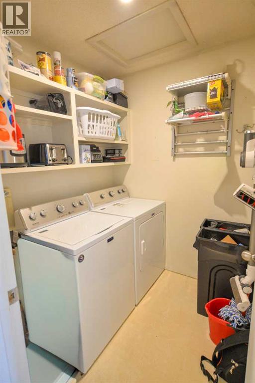 Single Family House Bi-level for Sale in  Centre Street NE Beddington Heights Calgary 