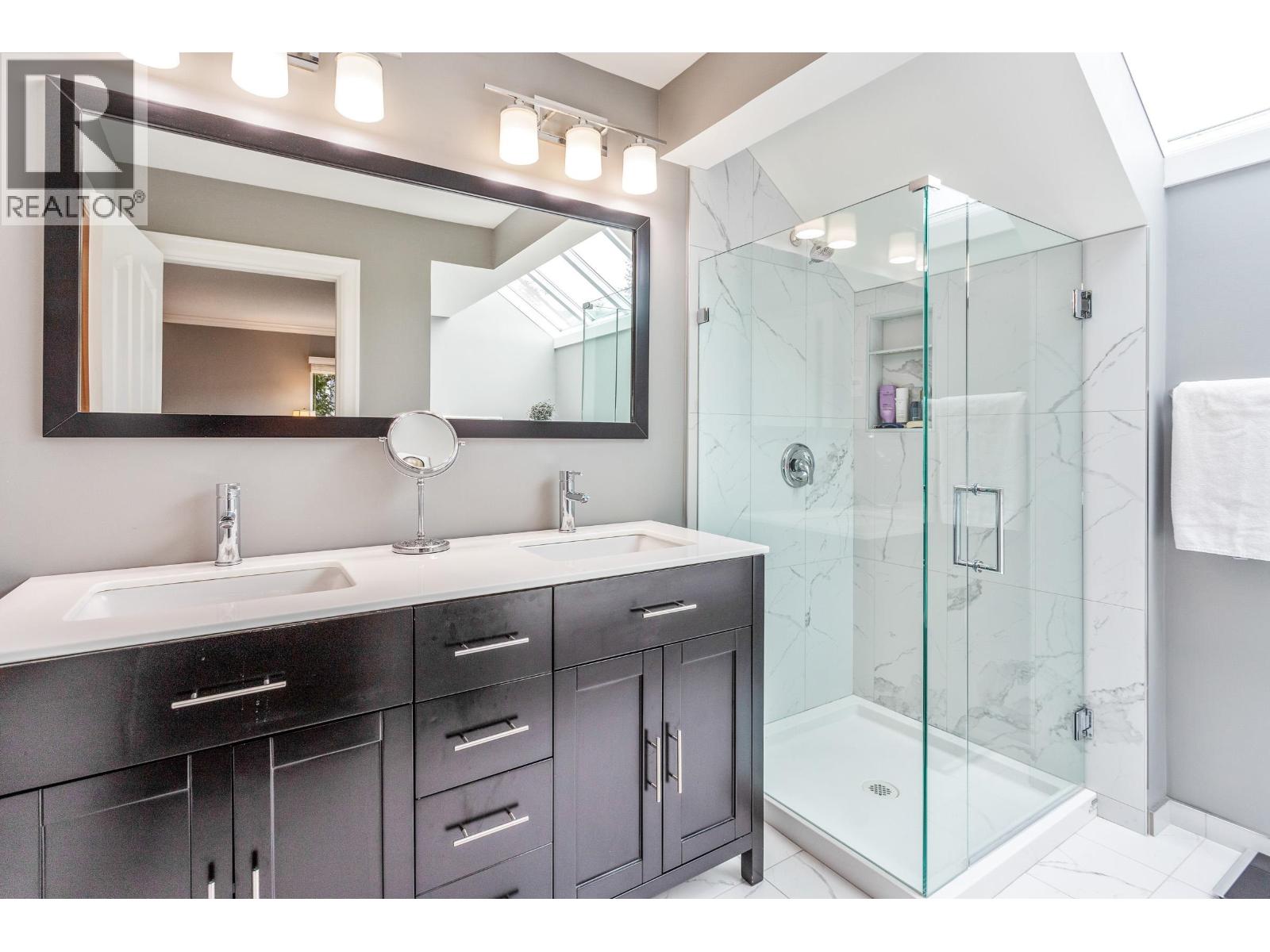 36 1925 INDIAN RIVER CRESCENT, North Vancouver