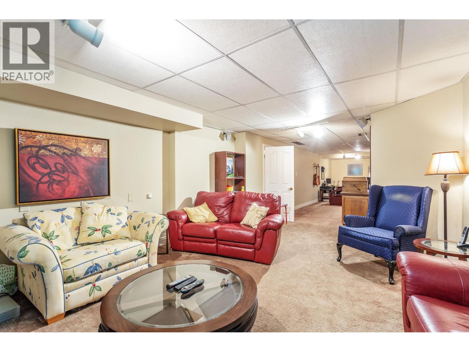 36 1925 INDIAN RIVER CRESCENT, North Vancouver
