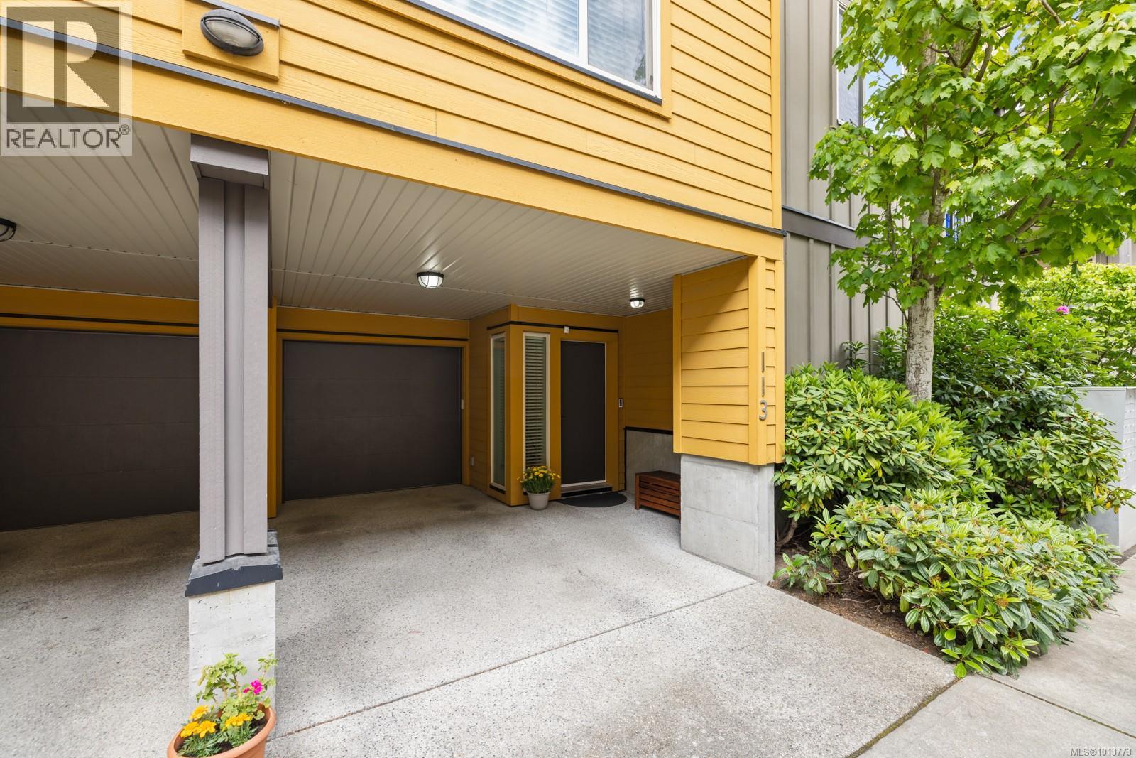 113 2733 Peatt Road, Langford