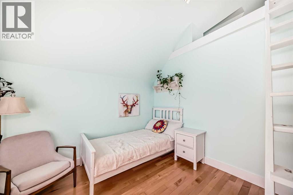Single Family House for Sale in   Avenue SE Ramsay Calgary 