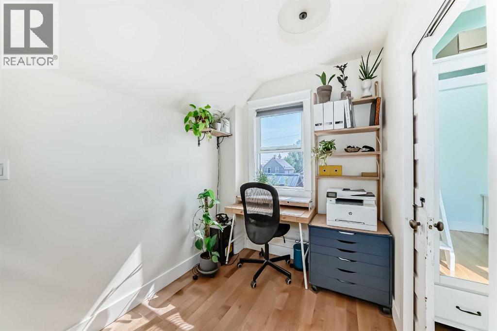 Single Family House for Sale in   Avenue SE Ramsay Calgary 