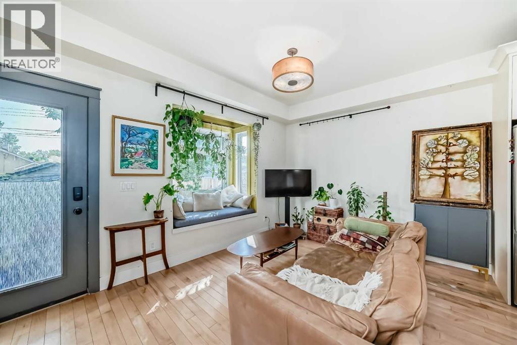 Single Family House for Sale in   Avenue SE Ramsay Calgary 