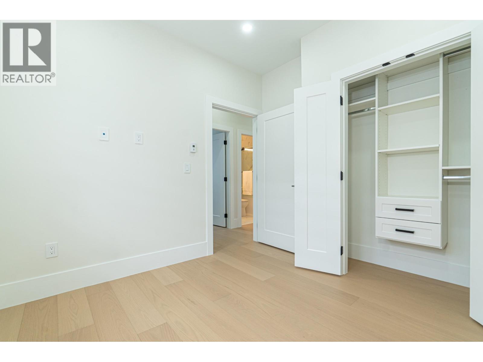 1552 W 66TH AVENUE, Vancouver