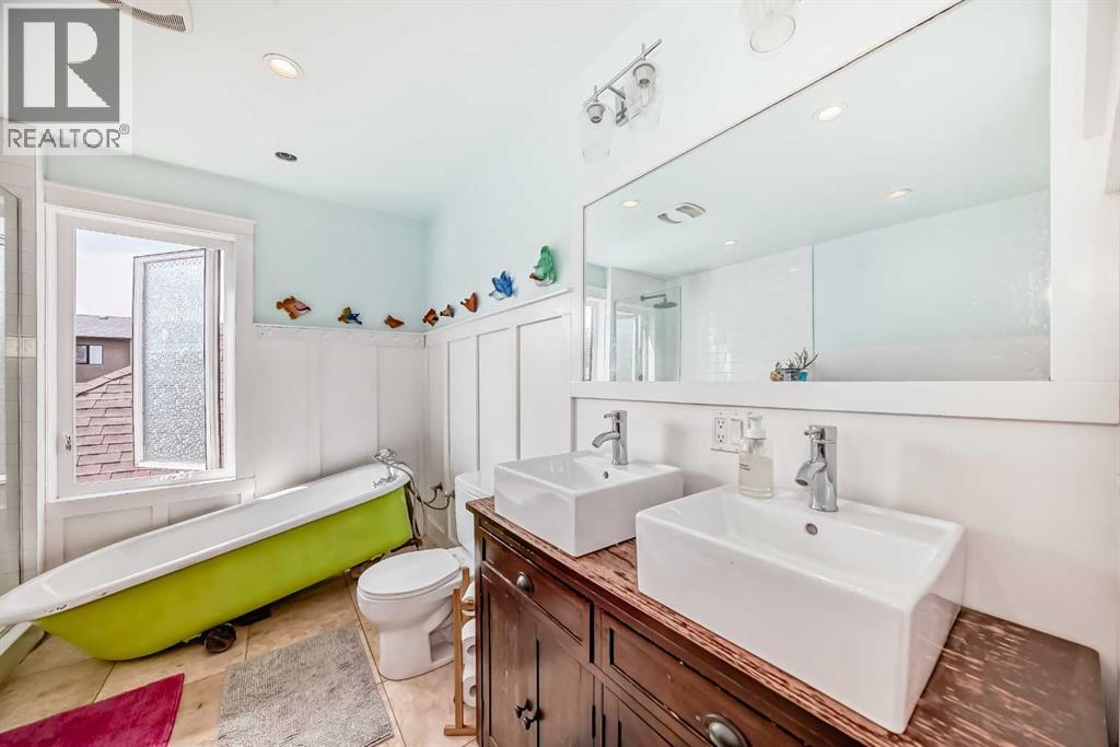 Single Family House for Sale in   Avenue SE Ramsay Calgary 