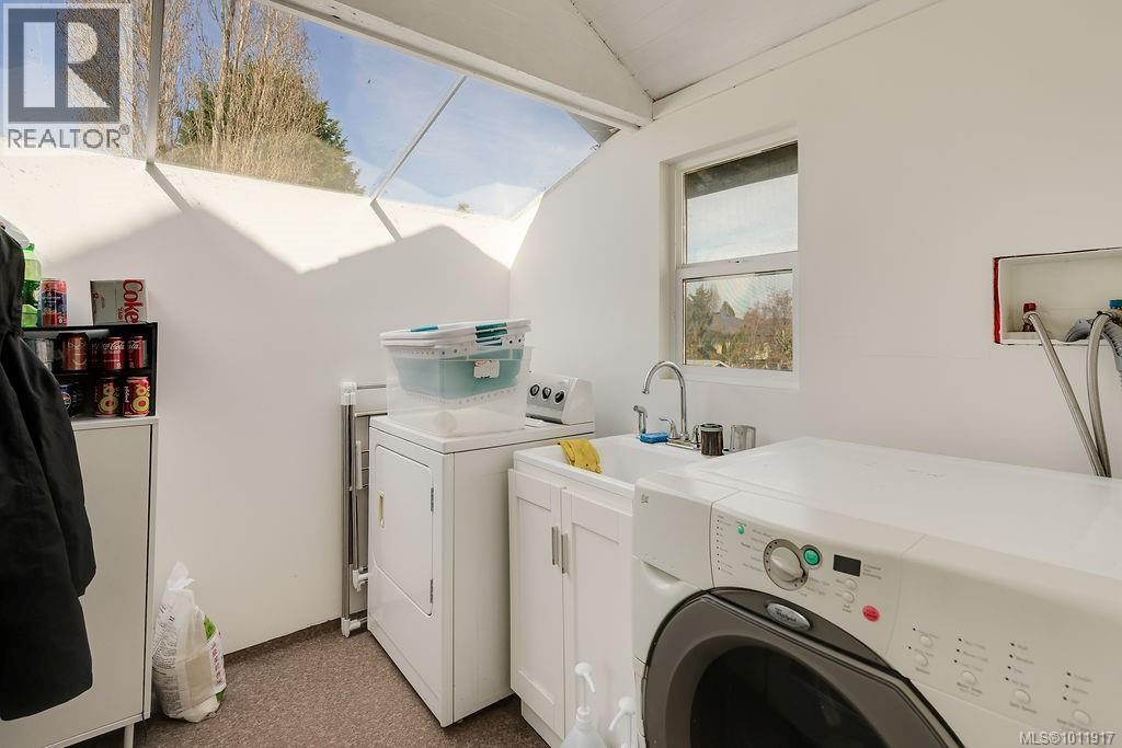  3222 Millgrove Street, Saanich