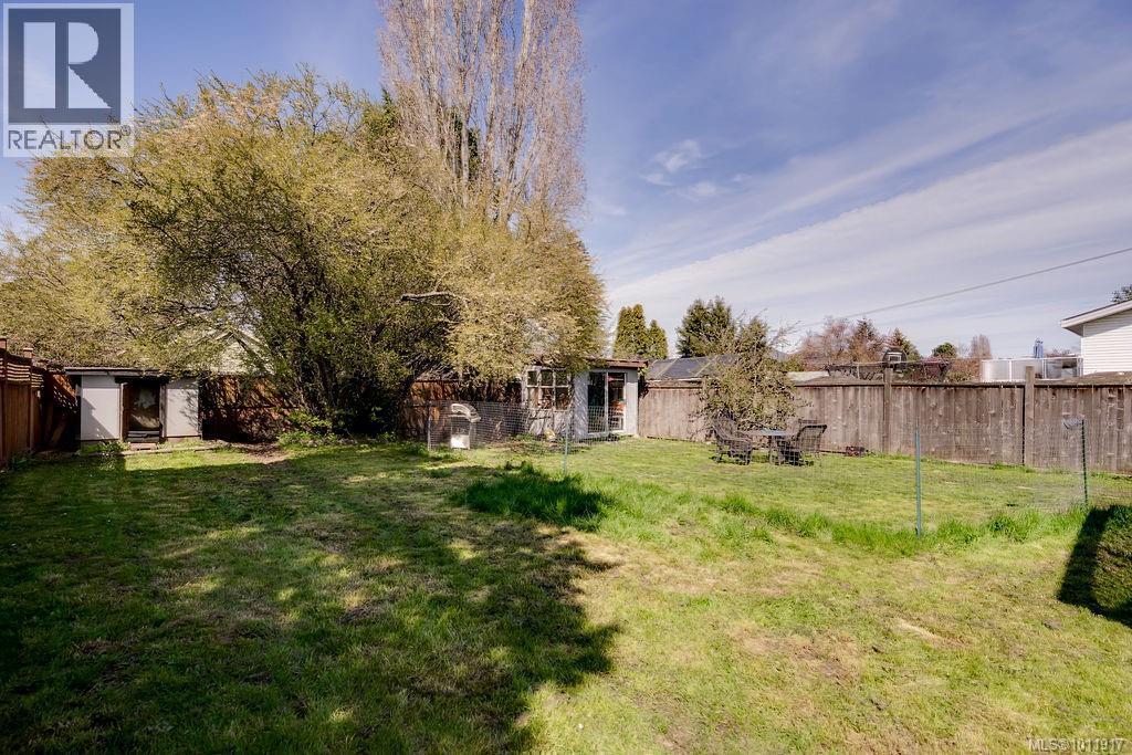  3222 Millgrove Street, Saanich