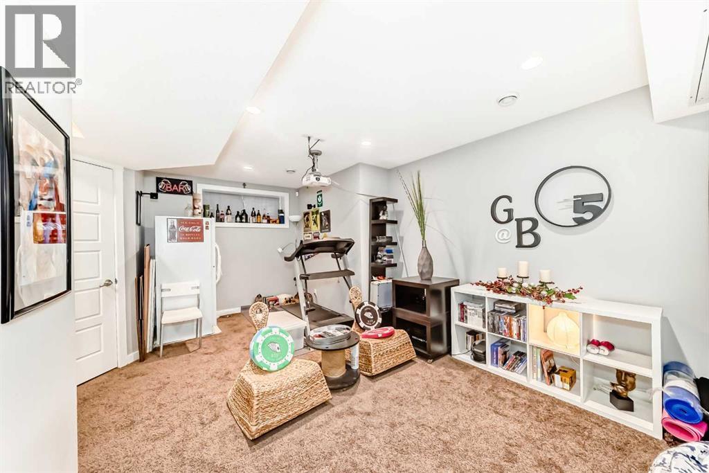 Single Family House for Sale in  Redstone Common NE Redstone Calgary 