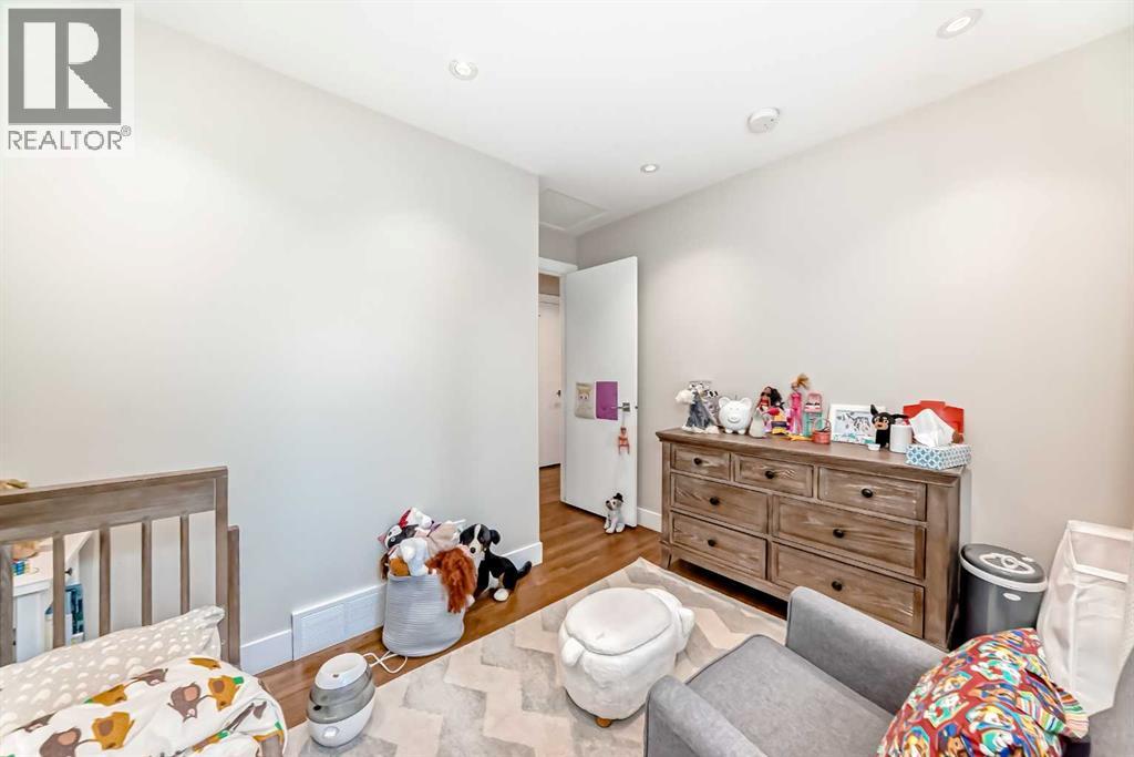 Single Family House Bungalow for Sale in   Avenue SW Richmond Calgary 