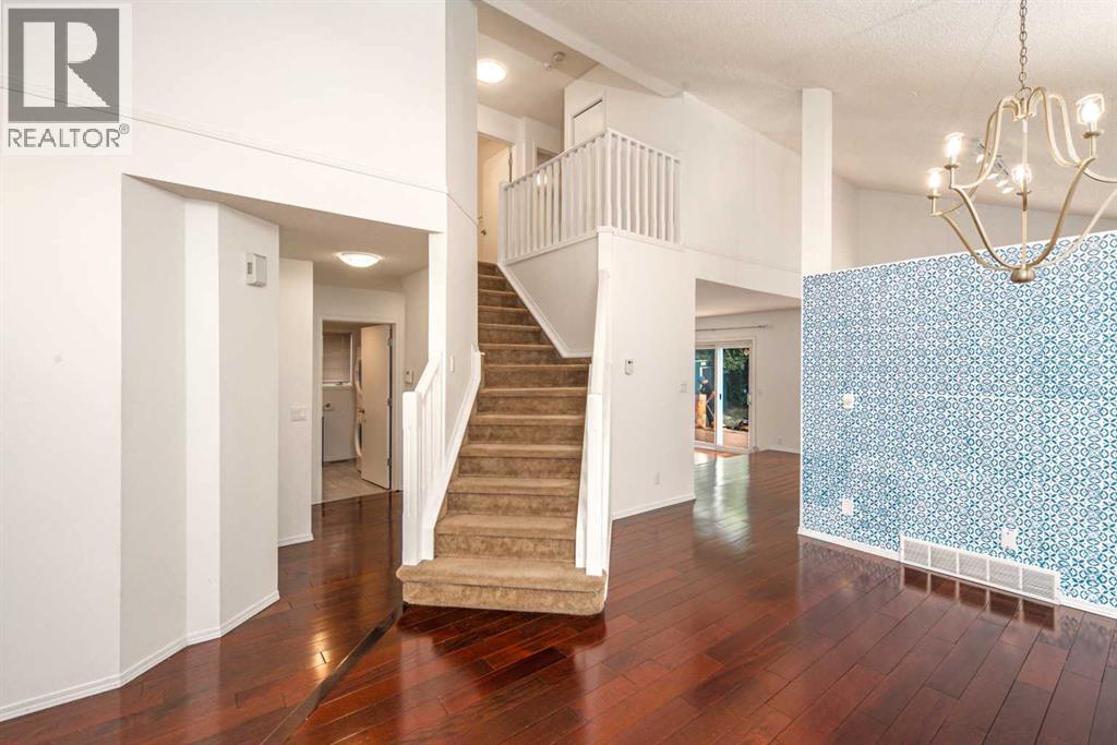 Single Family House for Sale in  Sierra Morena Place SW Signal Hill Calgary 