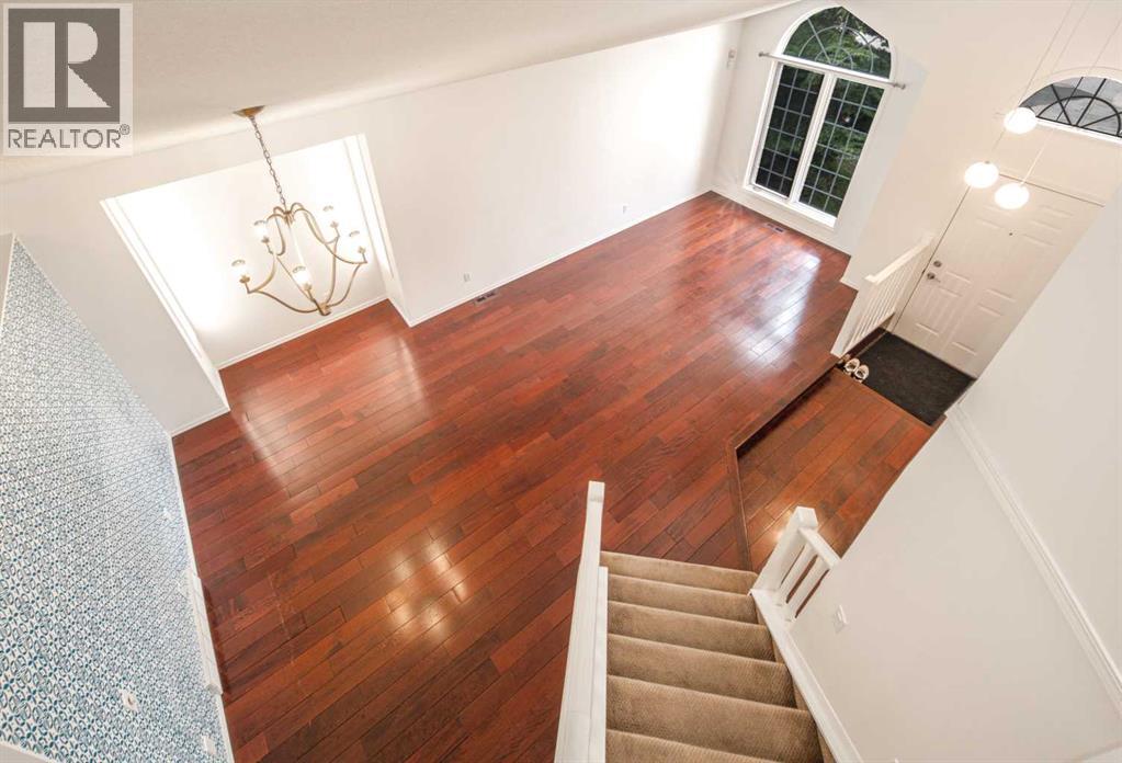 Single Family House for Sale in  Sierra Morena Place SW Signal Hill Calgary 