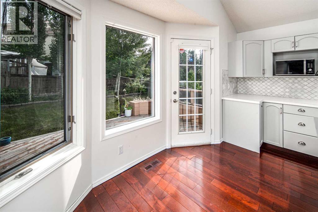 Single Family House for Sale in  Sierra Morena Place SW Signal Hill Calgary 