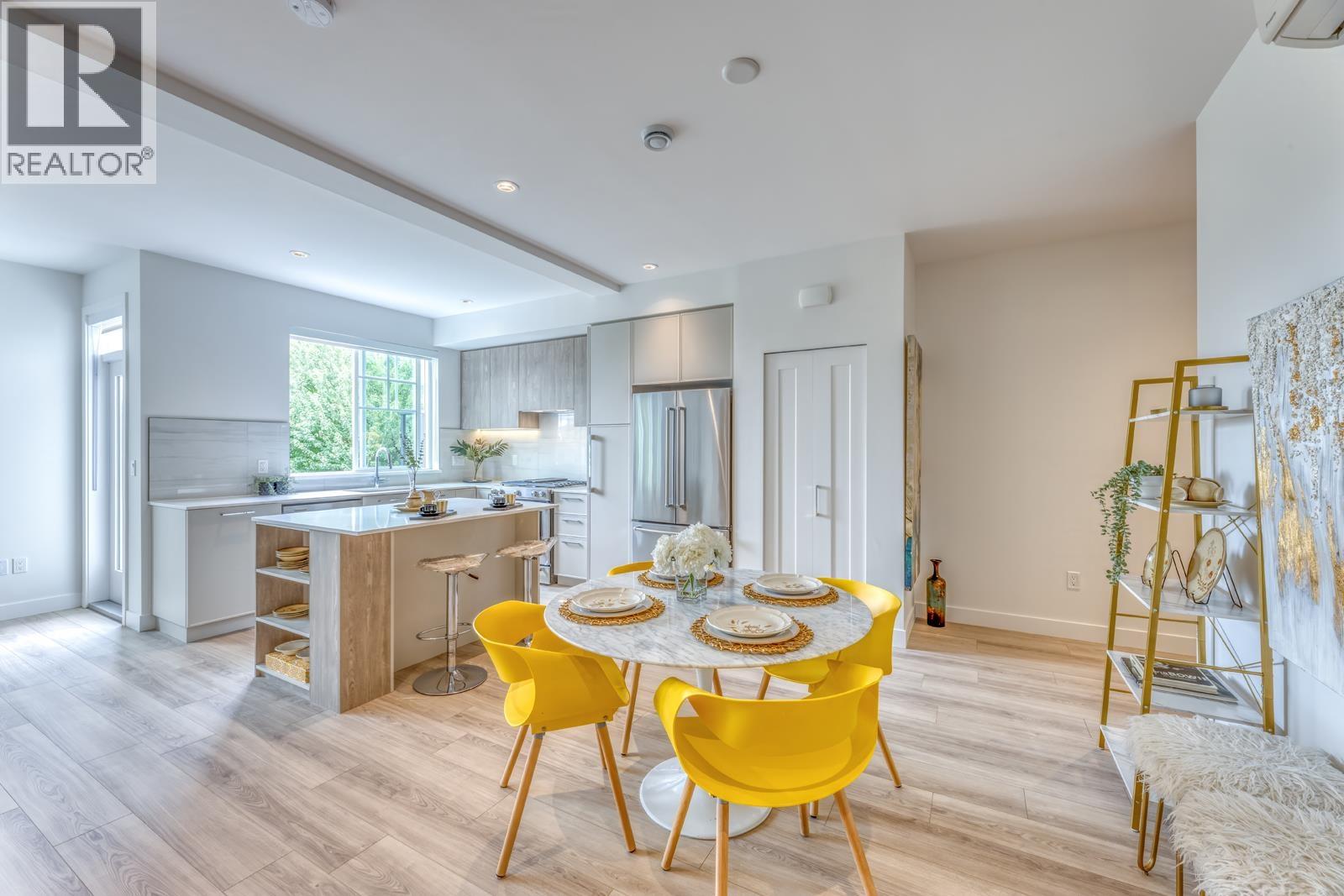 104 3421 QUEENSTON AVENUE, Coquitlam