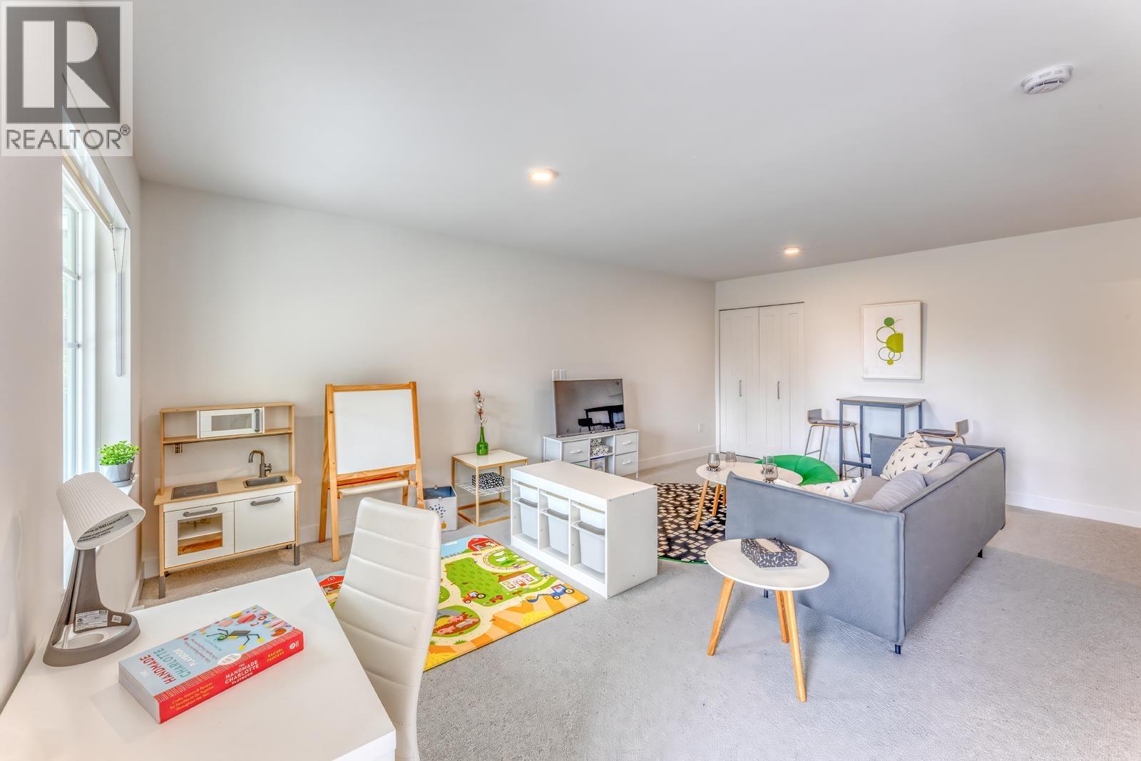 104 3421 QUEENSTON AVENUE, Coquitlam