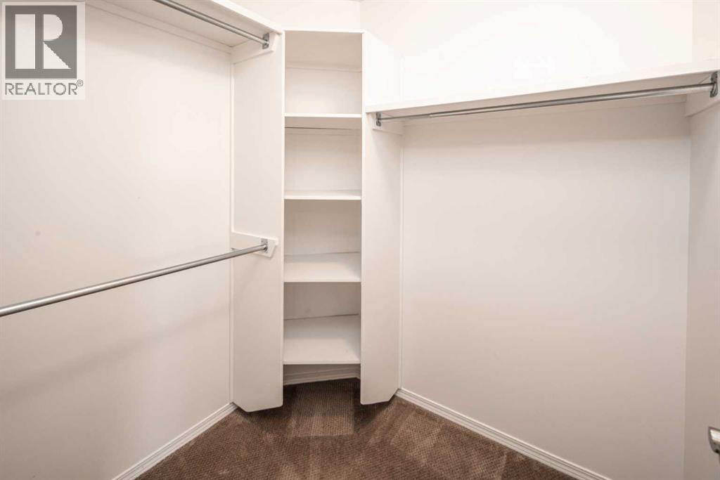 Single Family House for Sale in  Sierra Morena Place SW Signal Hill Calgary 