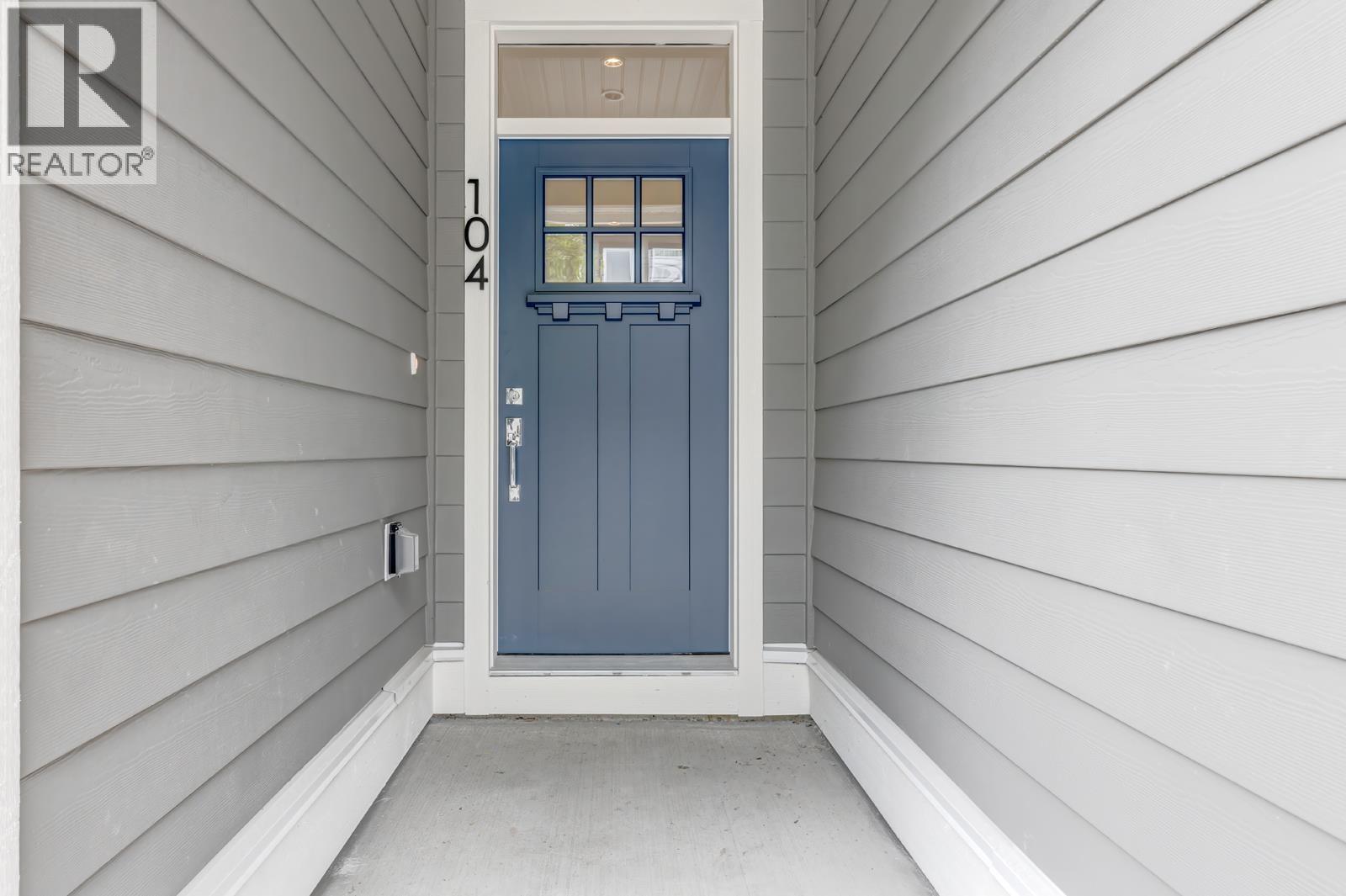 104 3421 QUEENSTON AVENUE, Coquitlam