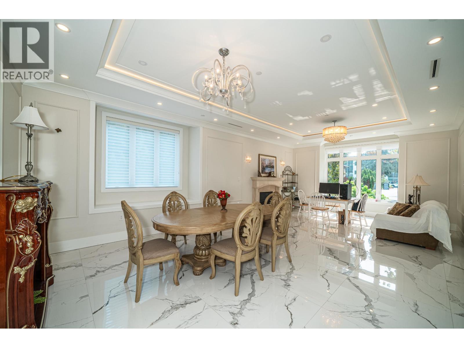 1048 HANDSWORTH ROAD, North Vancouver