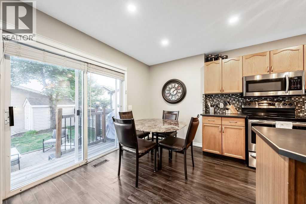 Single Family House for Sale in  tuscany Drive NW Tuscany Calgary 