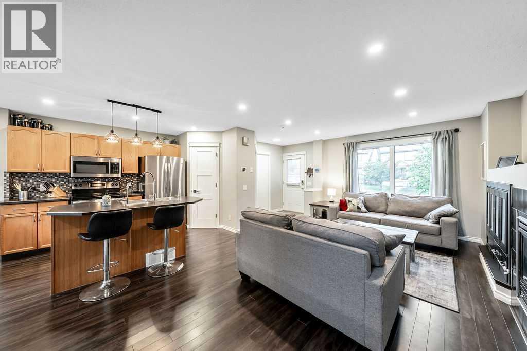 Single Family House for Sale in  tuscany Drive NW Tuscany Calgary 