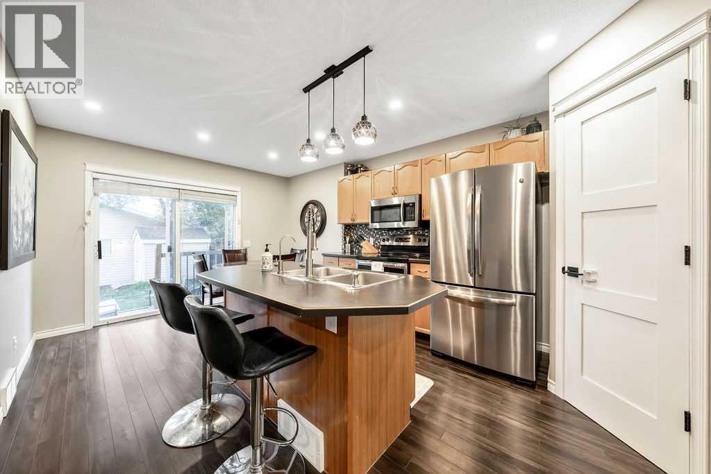 Single Family House for Sale in  tuscany Drive NW Tuscany Calgary 