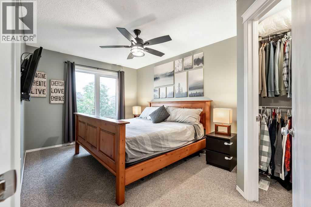 Single Family House for Sale in  tuscany Drive NW Tuscany Calgary 