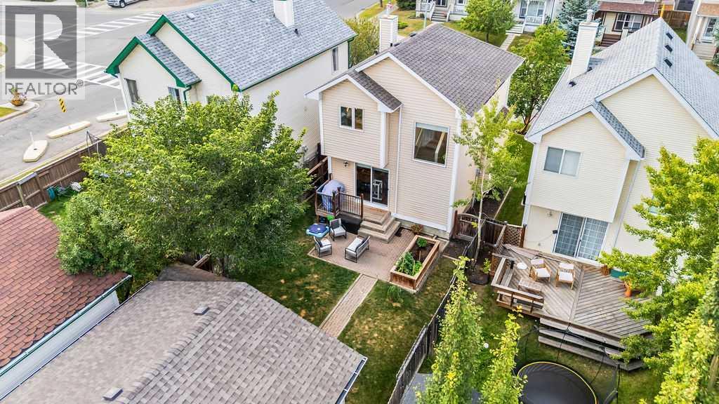 Single Family House for Sale in  tuscany Drive NW Tuscany Calgary 
