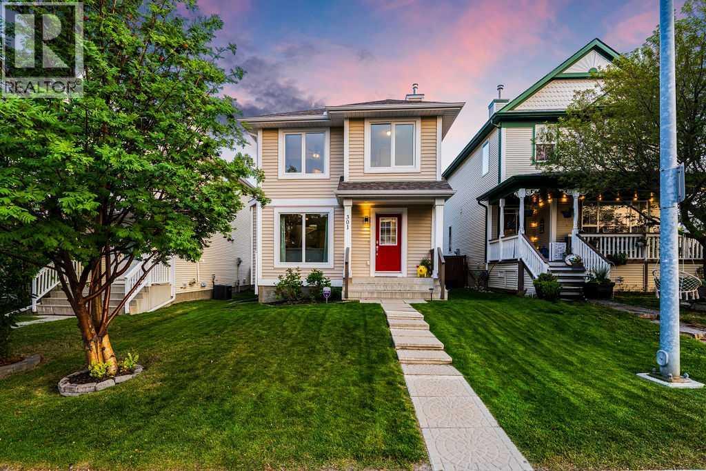 Single Family House for Sale in  tuscany Drive NW Tuscany Calgary 