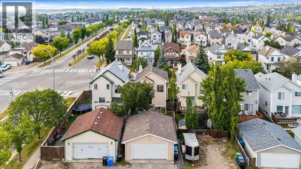 Single Family House for Sale in  tuscany Drive NW Tuscany Calgary 