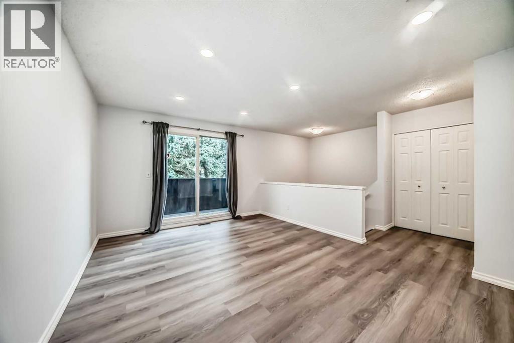 Single Family House Bi-level for Sale in  Bearberry Close NW Beddington Heights Calgary 