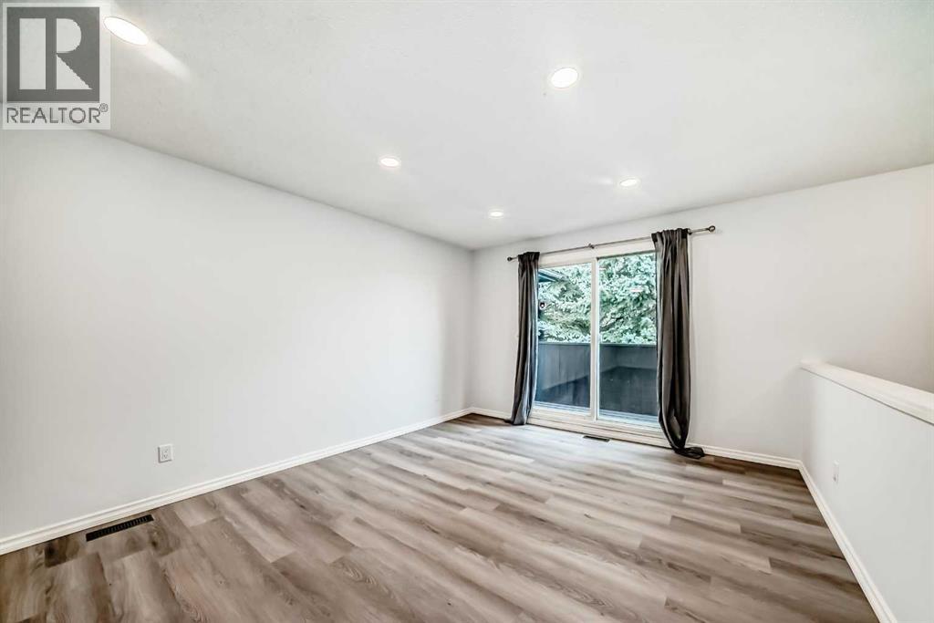 Single Family House Bi-level for Sale in  Bearberry Close NW Beddington Heights Calgary 