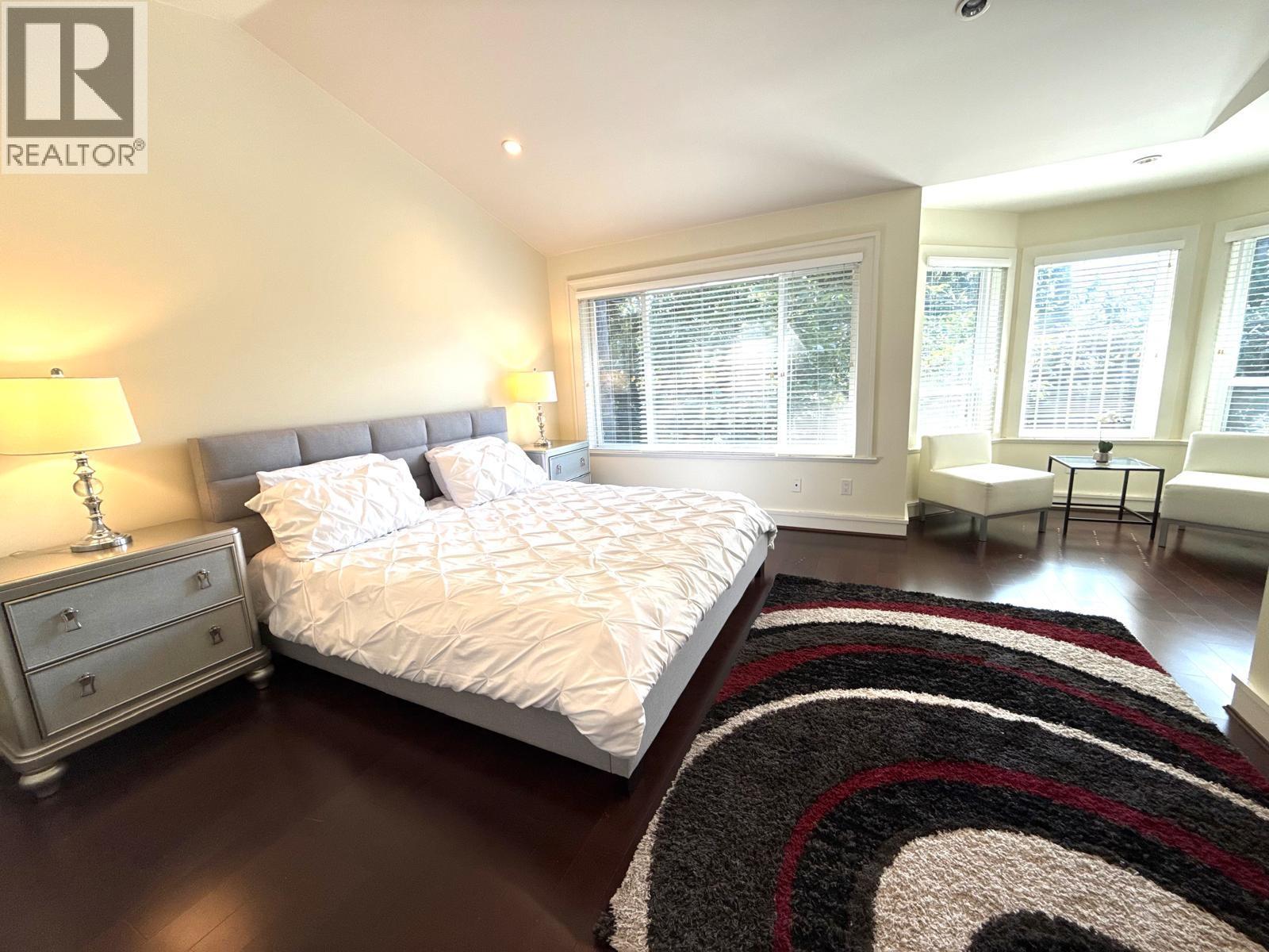 1017 CANYON BOULEVARD, North Vancouver