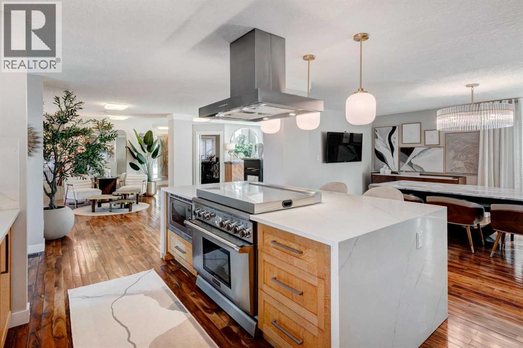 Single Family House for Sale in  Lissington Drive SW North Glenmore Park Calgary 