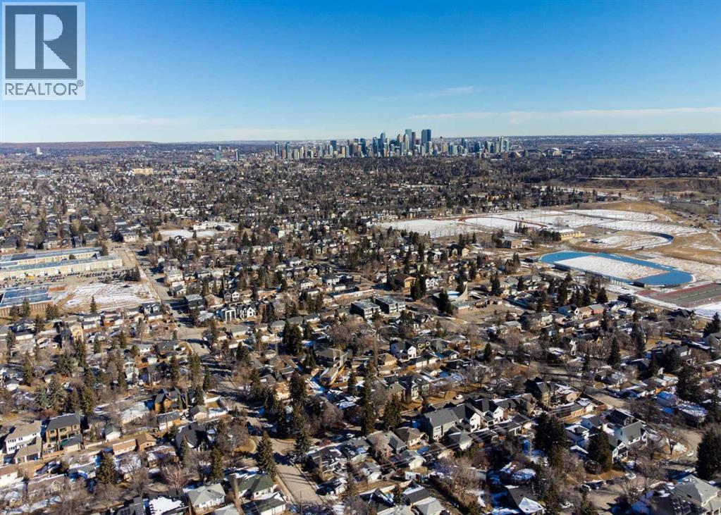 Single Family House for Sale in  Lissington Drive SW North Glenmore Park Calgary 