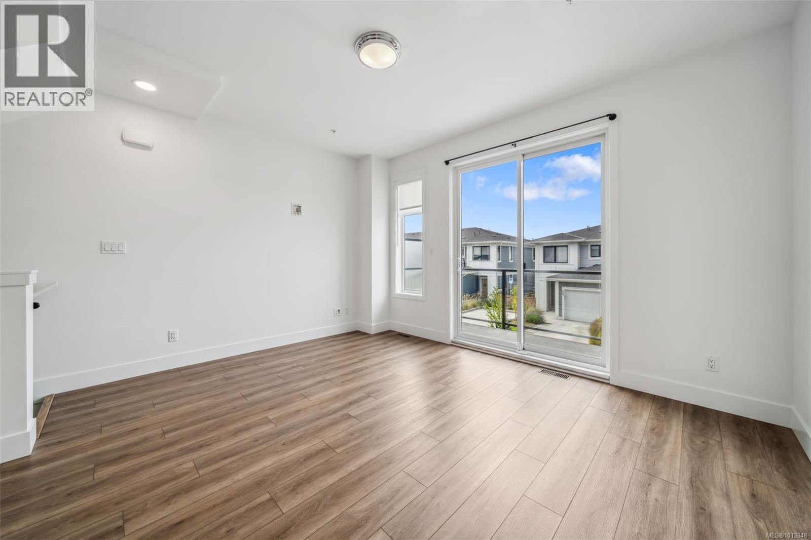 67 255 Caspian Dr, Colwood