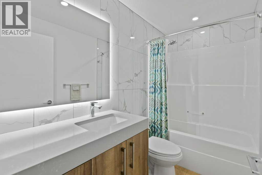 Single Family House for Sale in   Centre Avenue NE Bridgeland/Riverside Calgary 