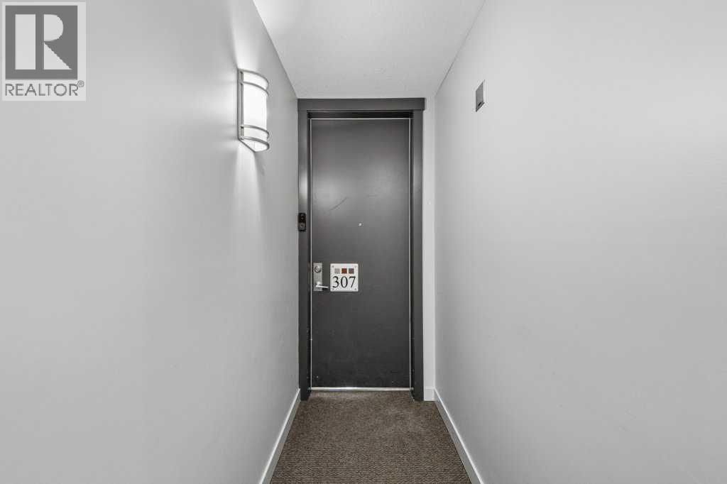 Single Family House for Sale in   Centre Avenue NE Bridgeland/Riverside Calgary 