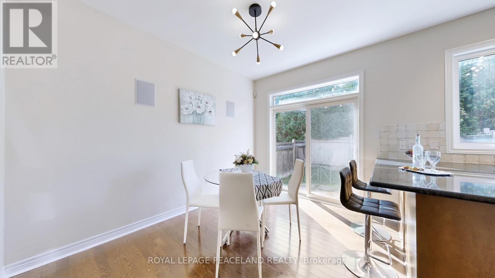 Single Family House for Sale in  WESTOLIVIA TRAIL Vaughan (Patterson) 