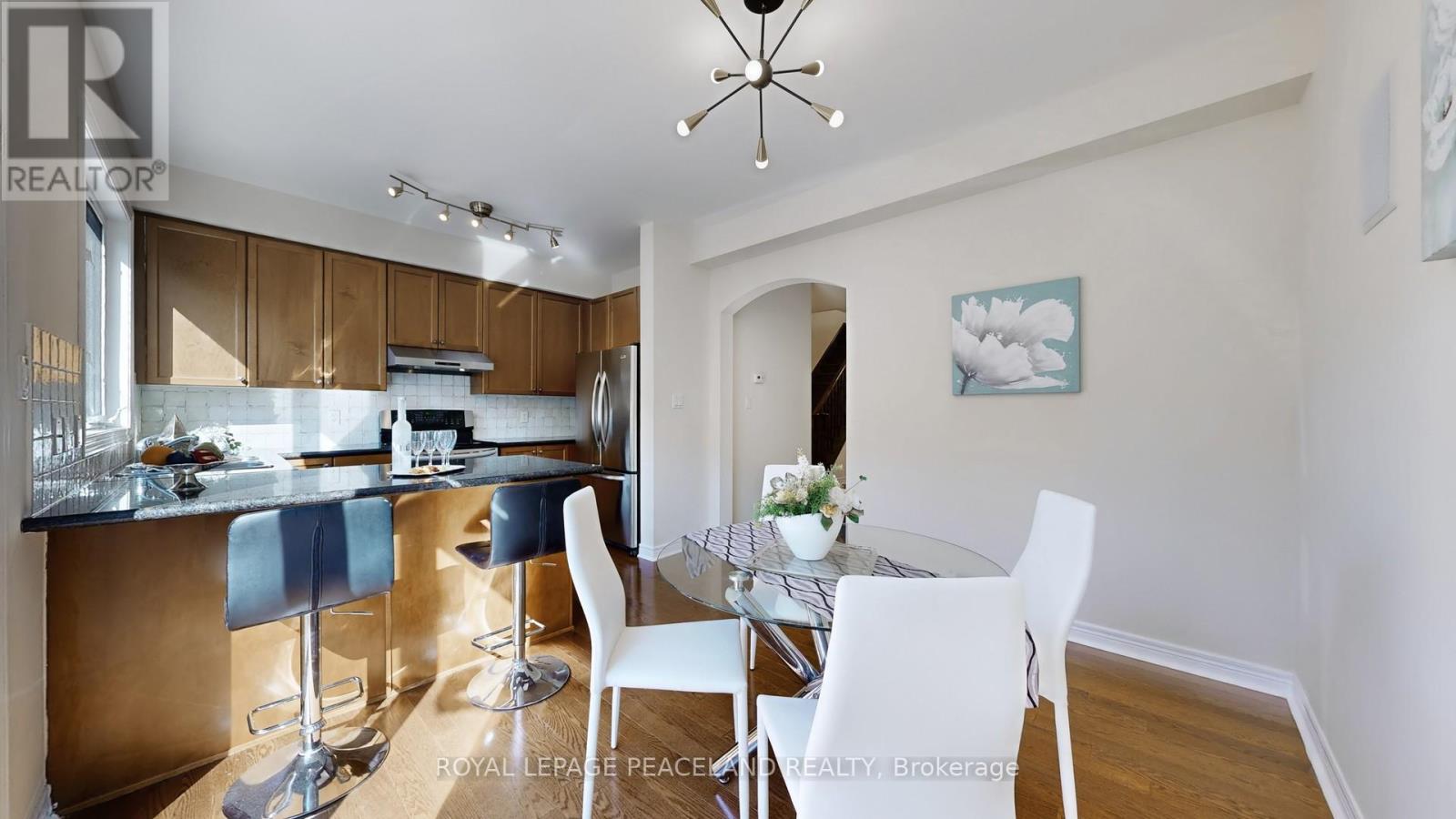 Single Family House for Sale in  WESTOLIVIA TRAIL Vaughan (Patterson) 