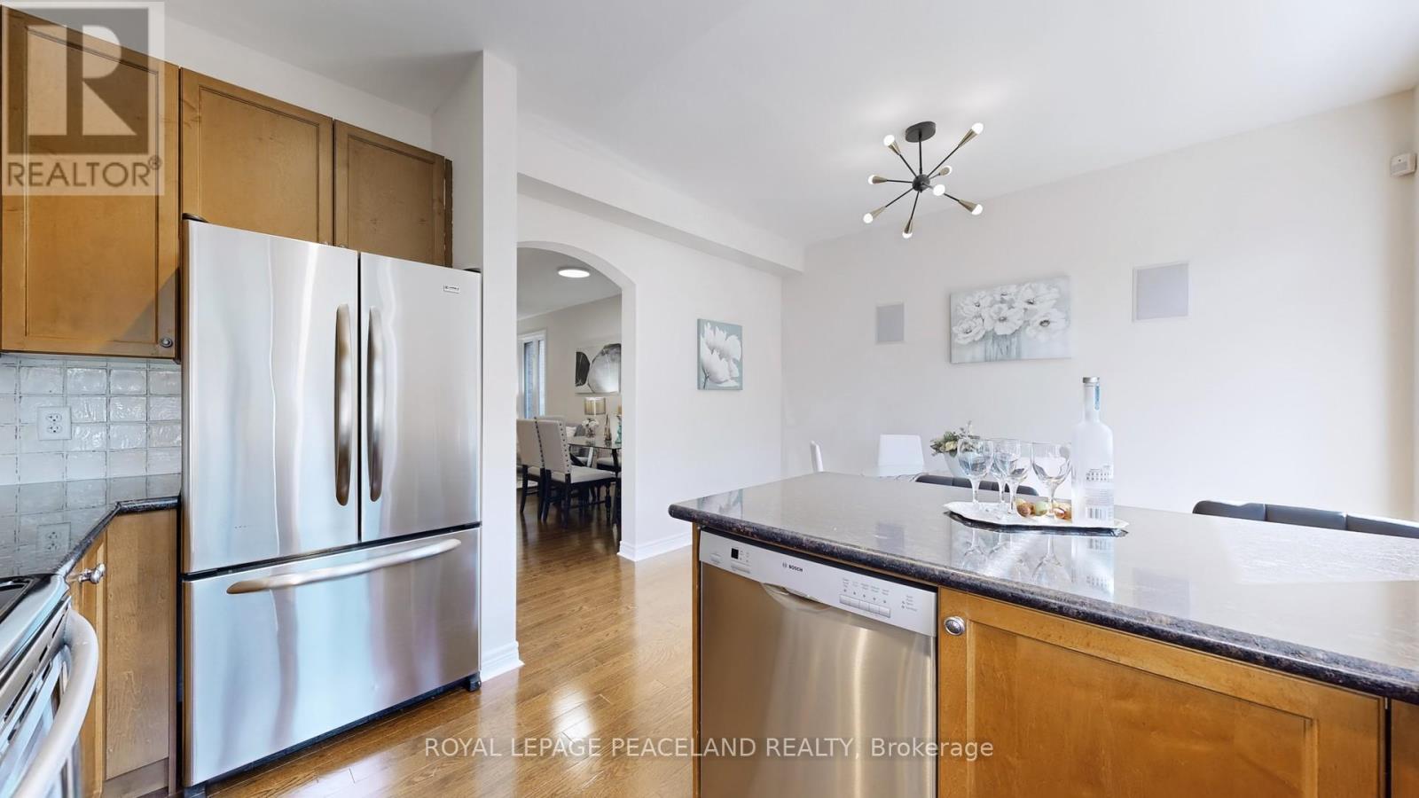 Single Family House for Sale in  WESTOLIVIA TRAIL Vaughan (Patterson) 