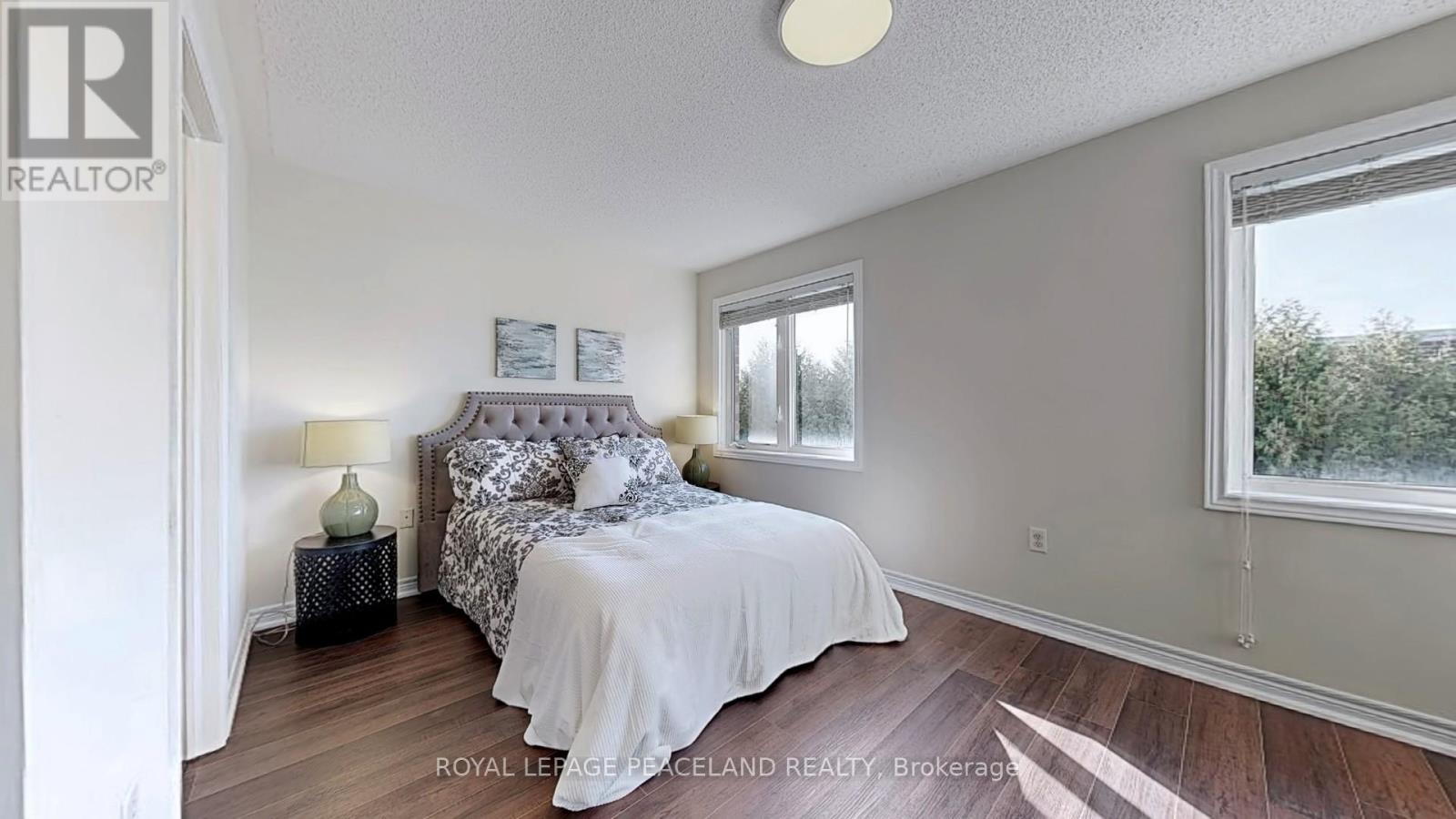 Single Family House for Sale in  WESTOLIVIA TRAIL Vaughan (Patterson) 
