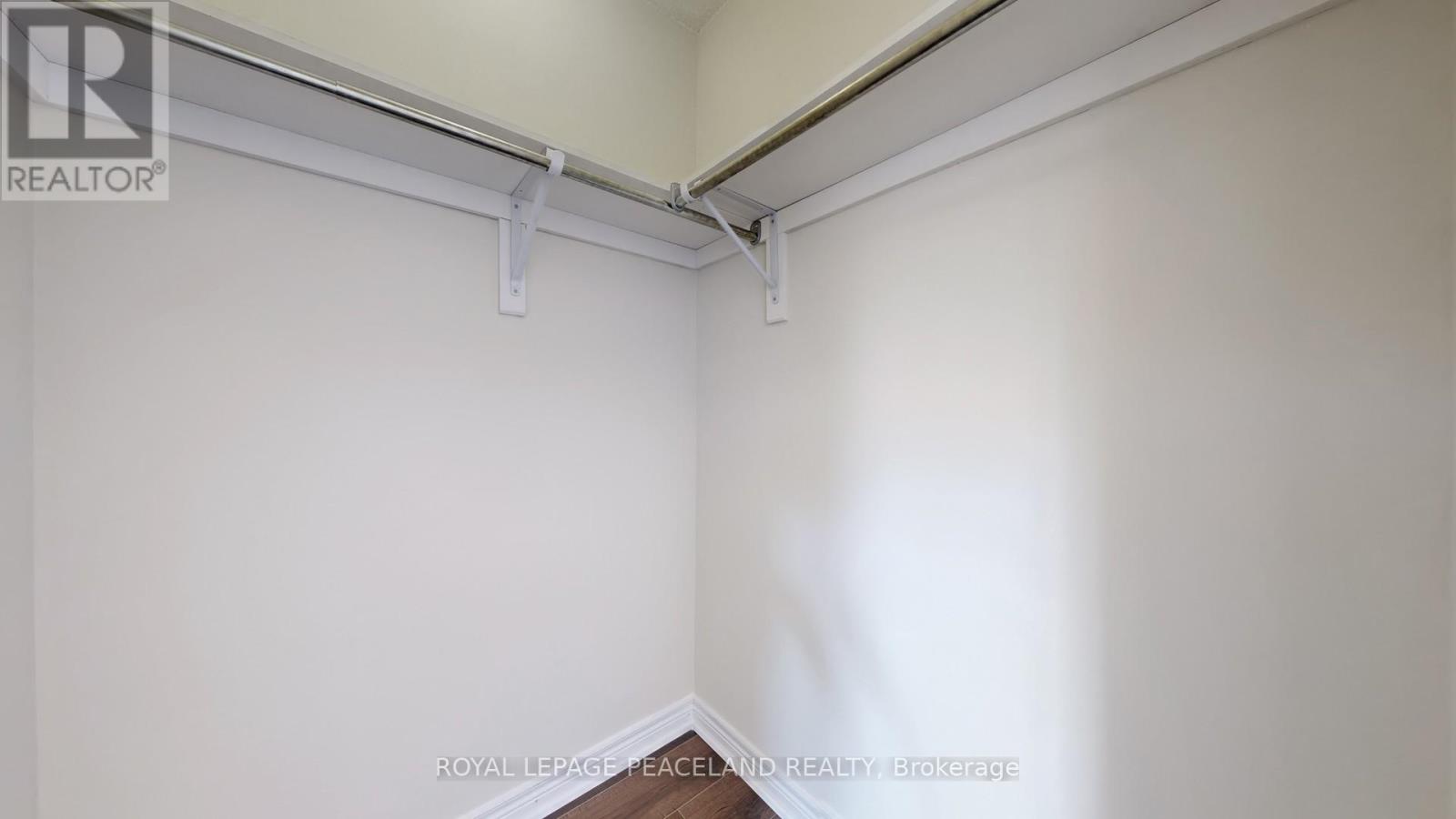 Single Family House for Sale in  WESTOLIVIA TRAIL Vaughan (Patterson) 