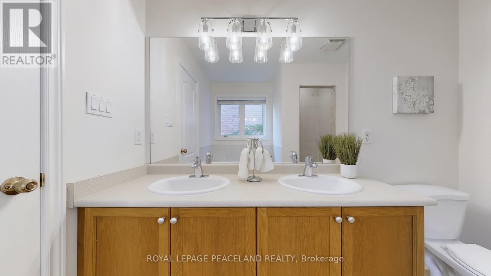 Single Family House for Sale in  WESTOLIVIA TRAIL Vaughan (Patterson) 
