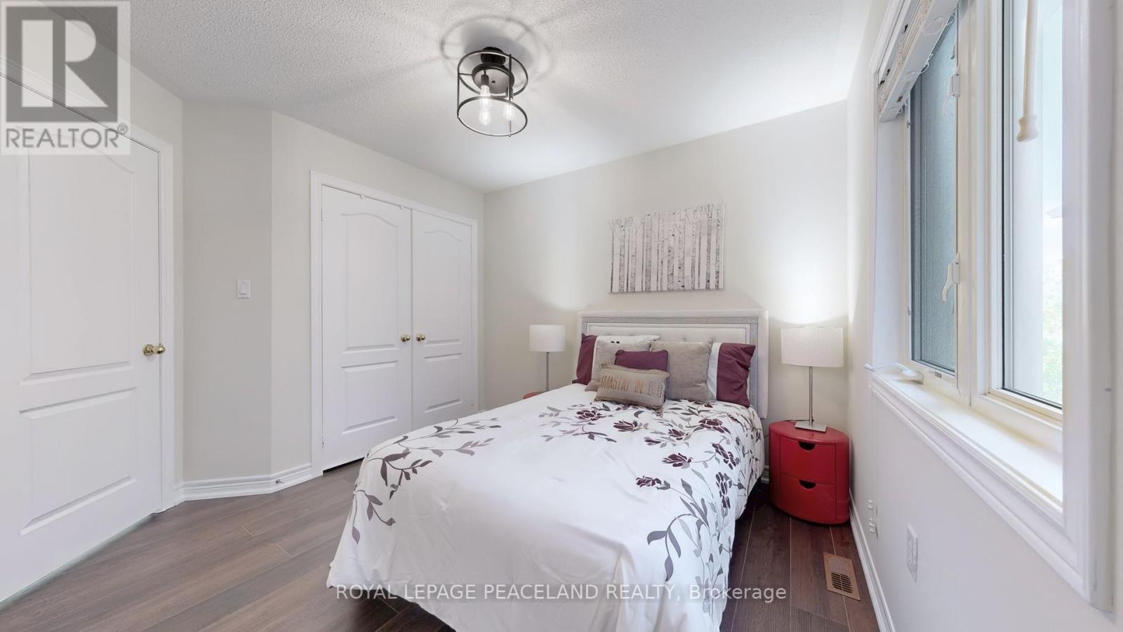 Single Family House for Sale in  WESTOLIVIA TRAIL Vaughan (Patterson) 