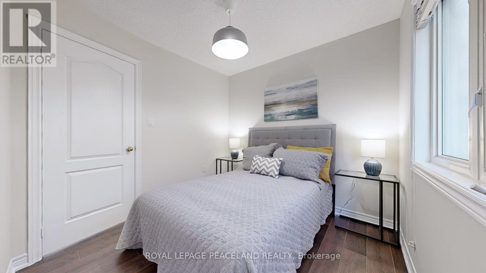 Single Family House for Sale in  WESTOLIVIA TRAIL Vaughan (Patterson) 