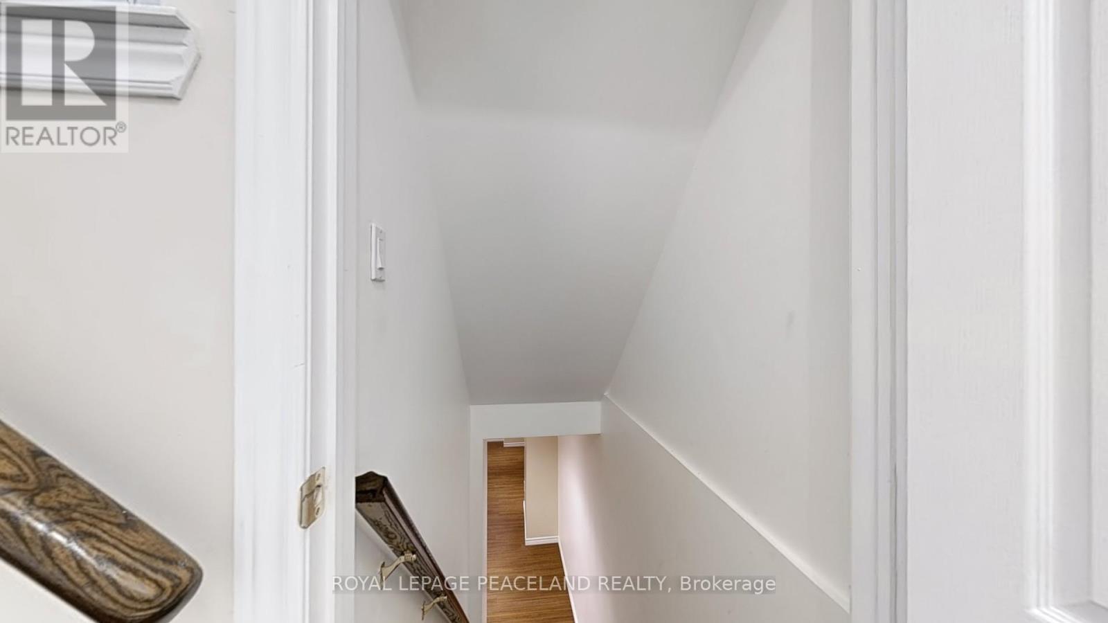 Single Family House for Sale in  WESTOLIVIA TRAIL Vaughan (Patterson) 
