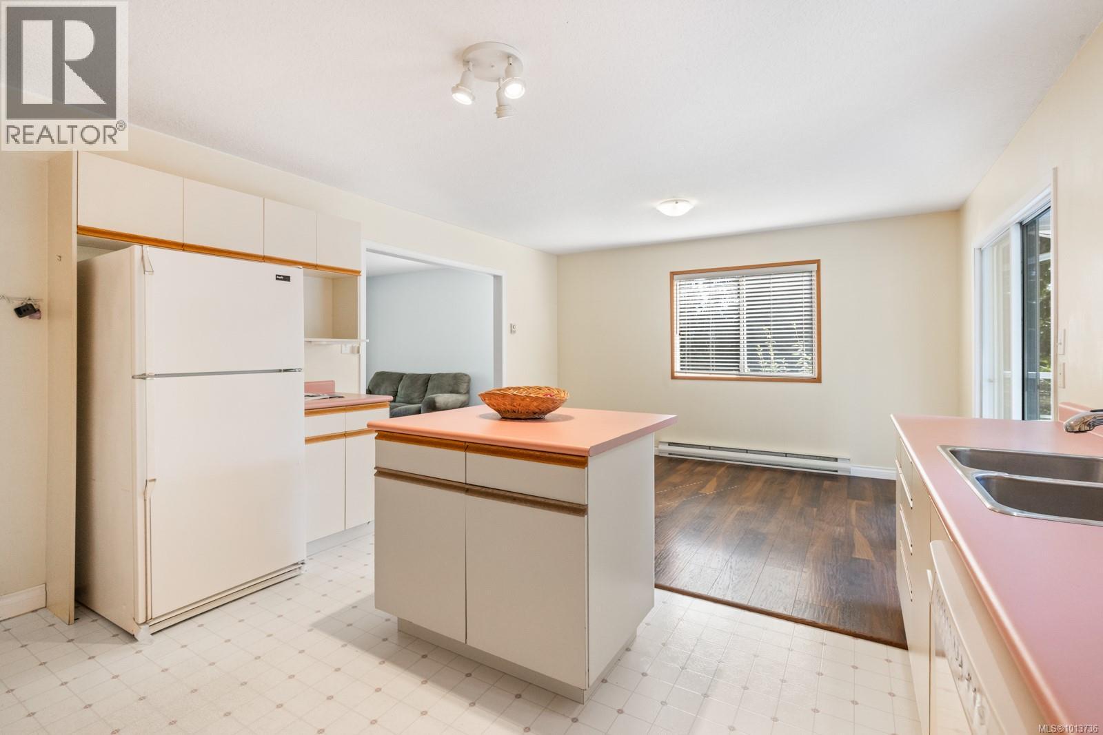 3300 Tyerman Pl, Cobble Hill