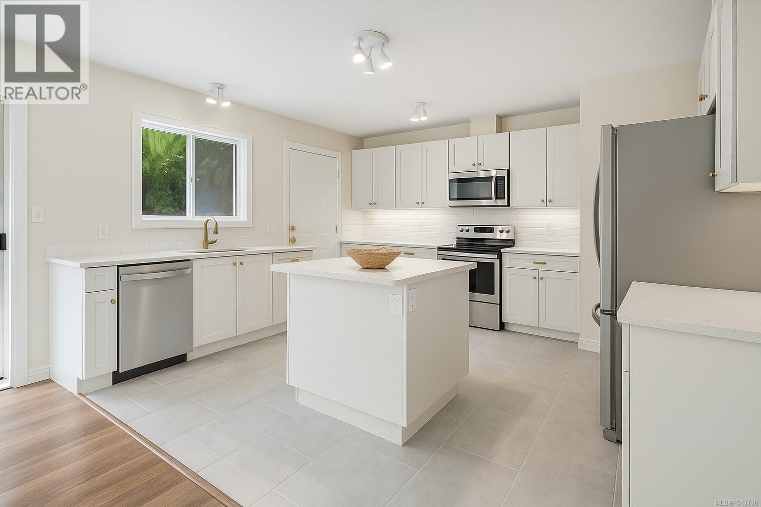 3300 Tyerman Pl, Cobble Hill